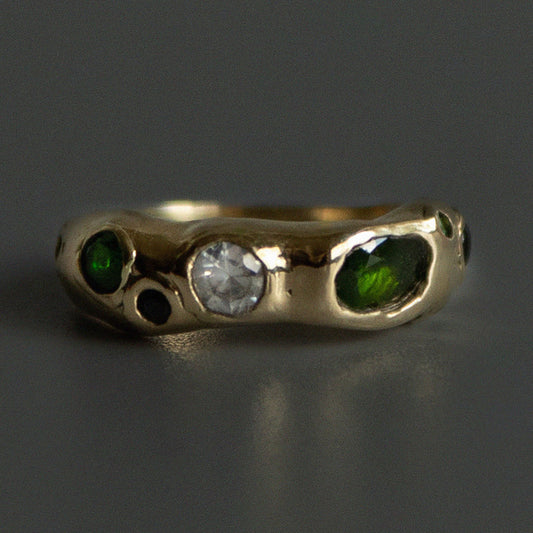 JADE MESA